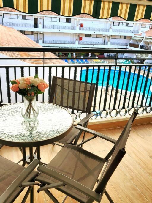 Bright & Stylish Apartment In Chipeque, Los Cristianos Арона Екстериор снимка